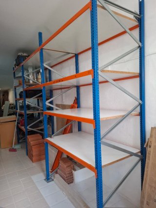 Estantería de almacenamiento industrial