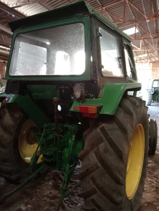 Tractor John Deere 2140
