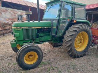 Tractor John Deere 2140