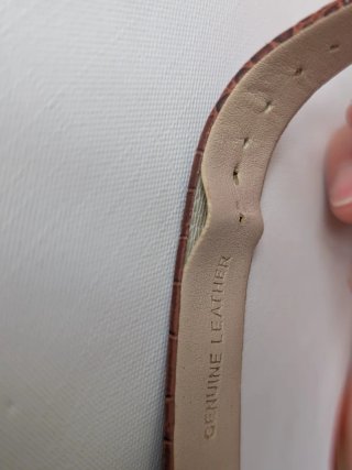 Reloj marrón piel