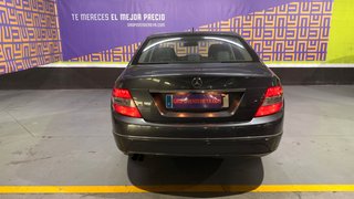 Mercedes-Benz Clase C 2010