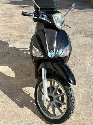 Piaggio Liberty 125cc Negra