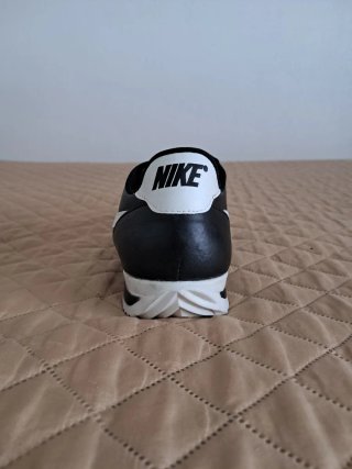 Tênis Masculino Preto e Branco