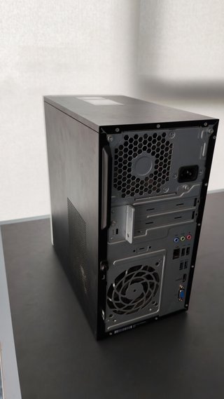 Ordenador sobremesa HP Pavilion 570
