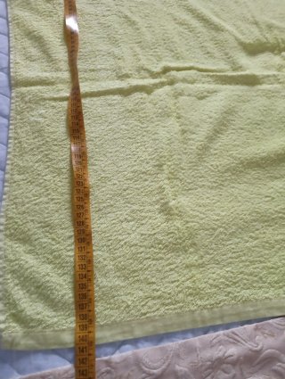 Asciugamano giallo 140x88 cm