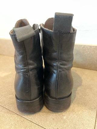 Botines de cuero negro artesanales made in Italy