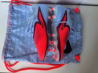 Botas de fútbol Nike Phantom 6 Low Elite AG  t.44