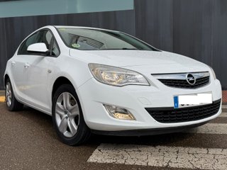 Opel Astra 110CV 2012