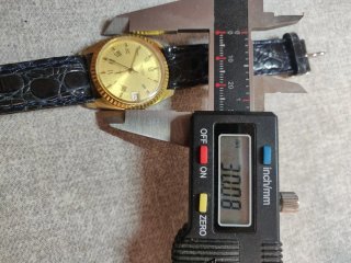 Due orologi vintage. Wintex e Bondix.