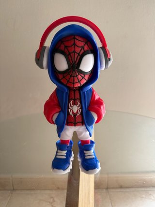 Figuras Coleccionables Spiderman y Spider-Gwen