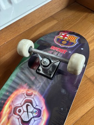 Skate nuevo (embalado) escudo Barça