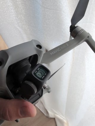 Dron DJI Mavic Air 2 Fly More Combo