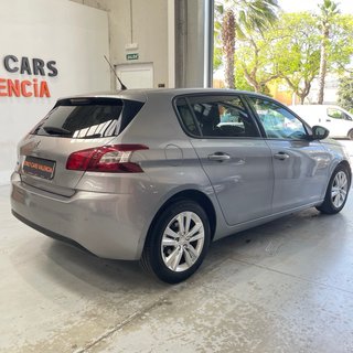 Peugeot 308 2016