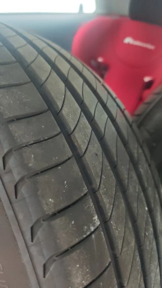 Michelin Primacy 4 235/55/19 105W "Acustic"