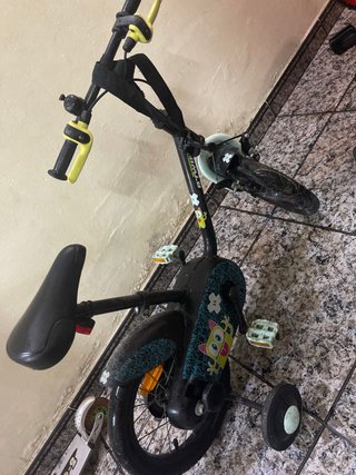 Bicicleta Infantil Roja + Bicicleta azul