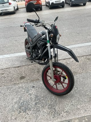 Rieju Tango 49cc Manual Negra/Roja
