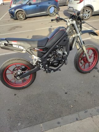 Rieju Tango 49cc Manual Negra/Roja