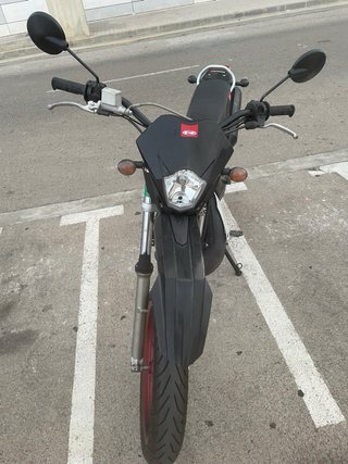 Rieju Tango 49cc Manual Negra/Roja