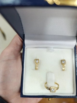 Precios rebajados. Anillo y Pendientes oro 18k