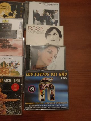 Lote 13 CDs: Mamas & Papas, Eagles, U2...