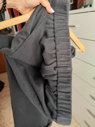 Pantalones grises oversize abrigados