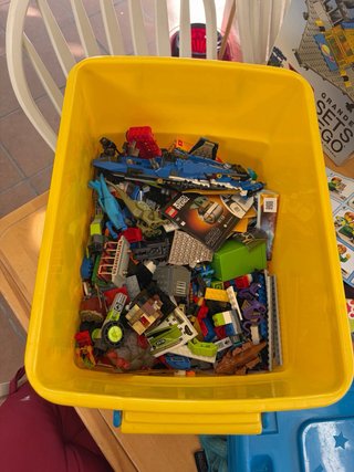 Caja de Juguetes Lego