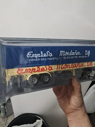 Camión Montaña S.A. 1:43