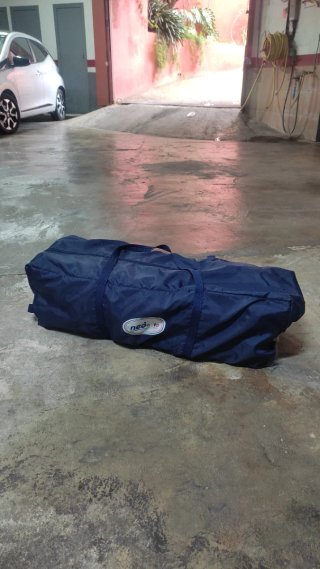 Cuna de viaje plegable