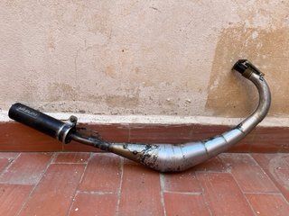 Escape Yasuni R2 para moto 49cc
