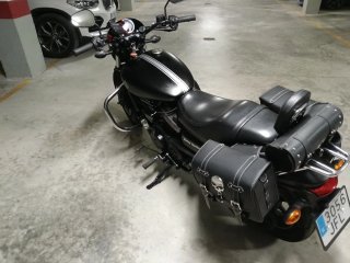 Harley Davidson Street 750 Negra