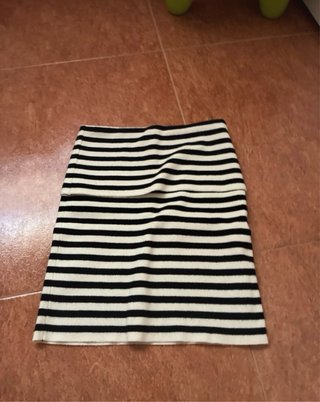 Falda Bershka rayas Talla XS