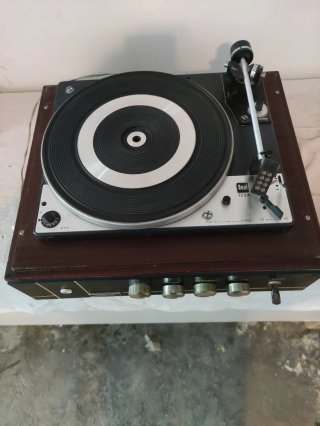 Giradiscos y Amplificador