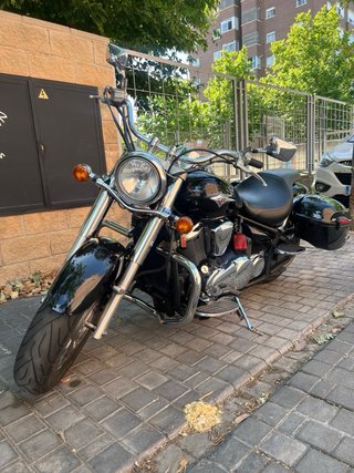 Kawasaki Vulcan 900 Classic Negra