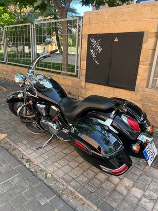 Kawasaki Vulcan 900 Classic Negra