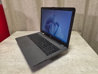 HP Laptop AMD Quadcore 16GB RAM SSD WIN11