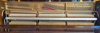 Piano vertical PETROF 118P1 Nogal/Noguera