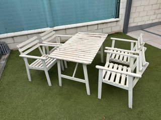 Mesa y 4 Sillas de Jardín Blancas