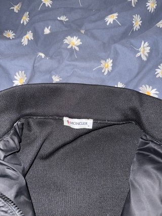 Chaqueta Moncler acolchada y de punto