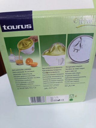 Exprimidor Taurus TC 700