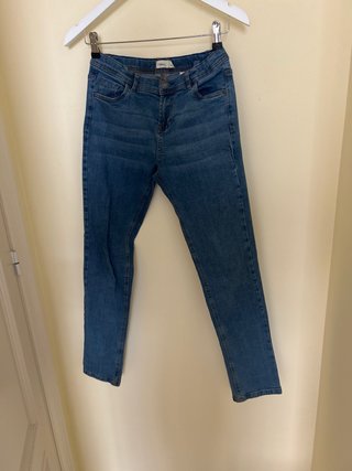 Pantalón vaquero Sfera azul claro talla 13-14