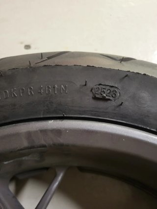 Llanta Trasera Dunlop Scootsmart 140/70-14