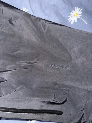 Chaqueta Arc'teryx Negra Impermeable