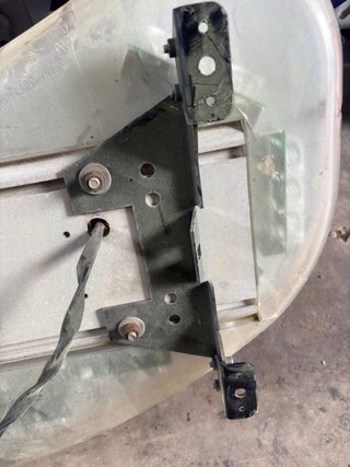 Puente de luz de ambulancia en naranja