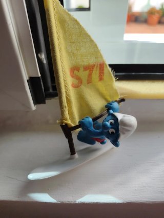 Pitufo Surfero