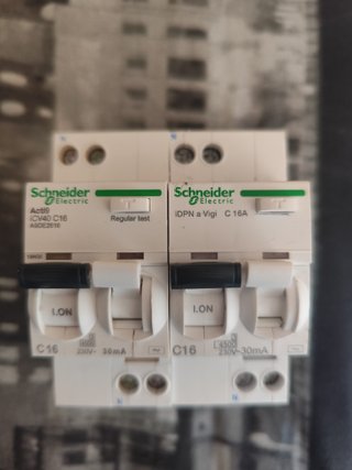 2x  DPN Vigi C16A Diferencial Automático