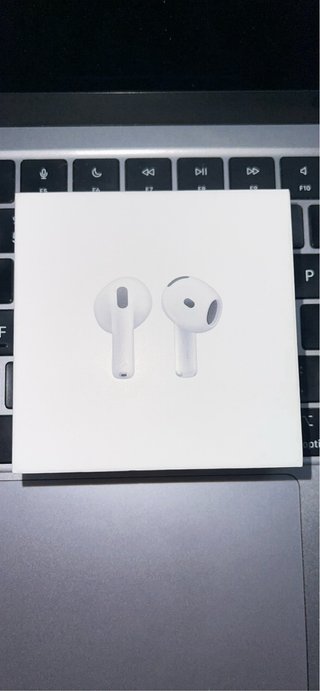 AirPods 4