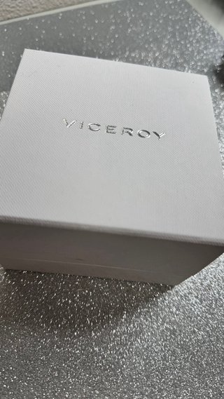 Reloj Viceroy Blanco y Dorado