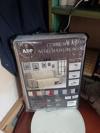 Funda sofá acolchada bicolor 3 plazas