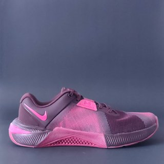40.5 - Nike Metcon 10 Crossfit Mujer - Burgundy