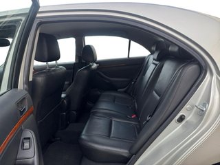 Toyota Avensis 2007 diesel 2.2  150cv pegatina b